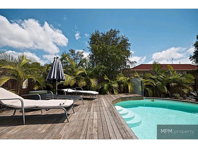 48 Greenacre Dr, Parkwood QLD 4214