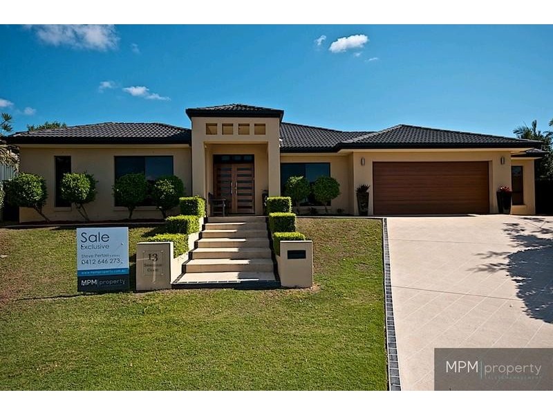 13 Shoreham Ch, Arundel QLD 4214