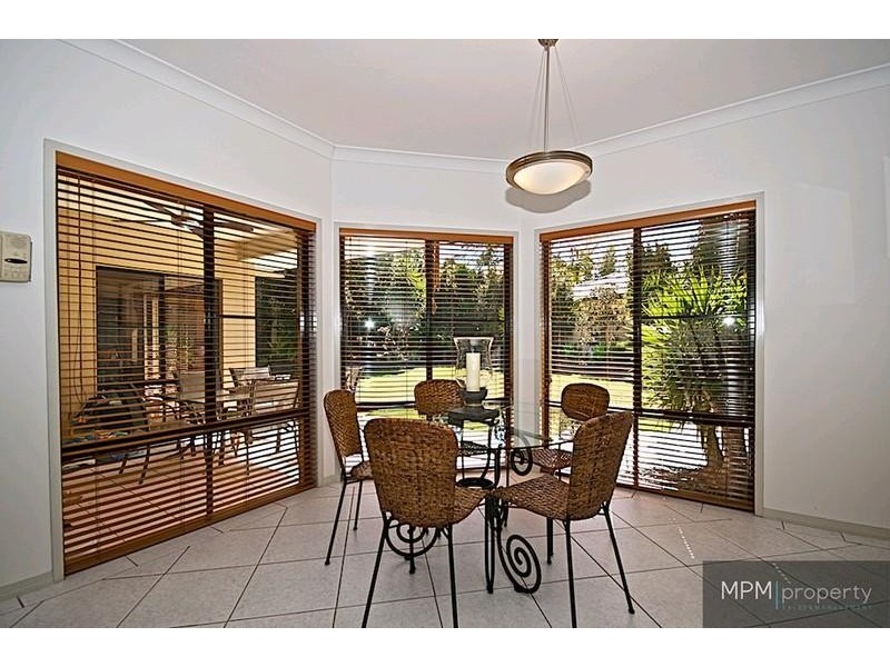 13 Shoreham Ch, Arundel QLD 4214