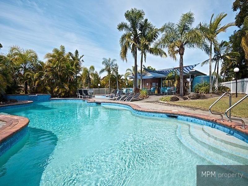 69/33 Edmund Rice Dr, Southport QLD 4215