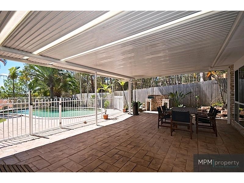 6 Strathford Ct, Parkwood QLD 4214