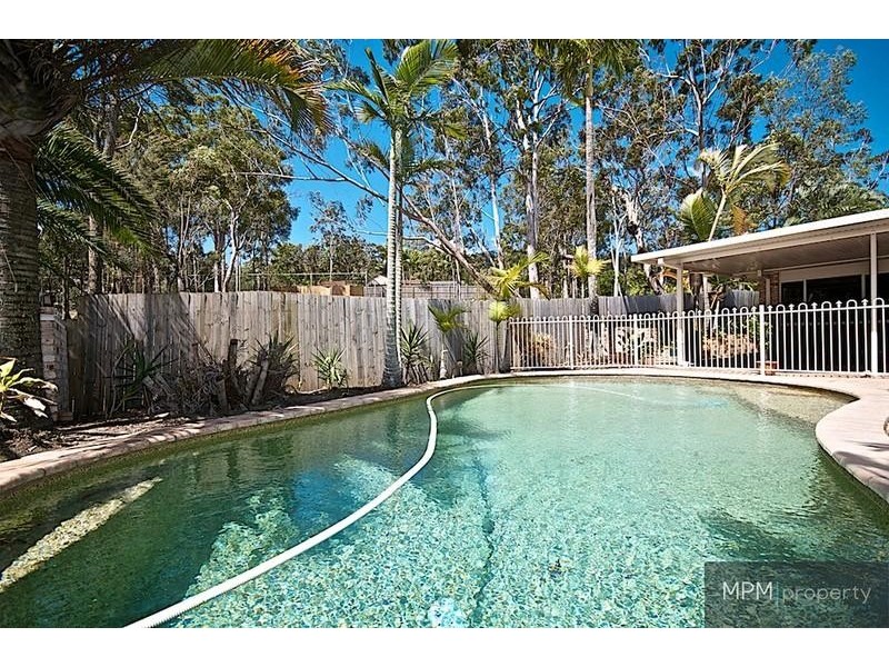 6 Strathford Ct, Parkwood QLD 4214