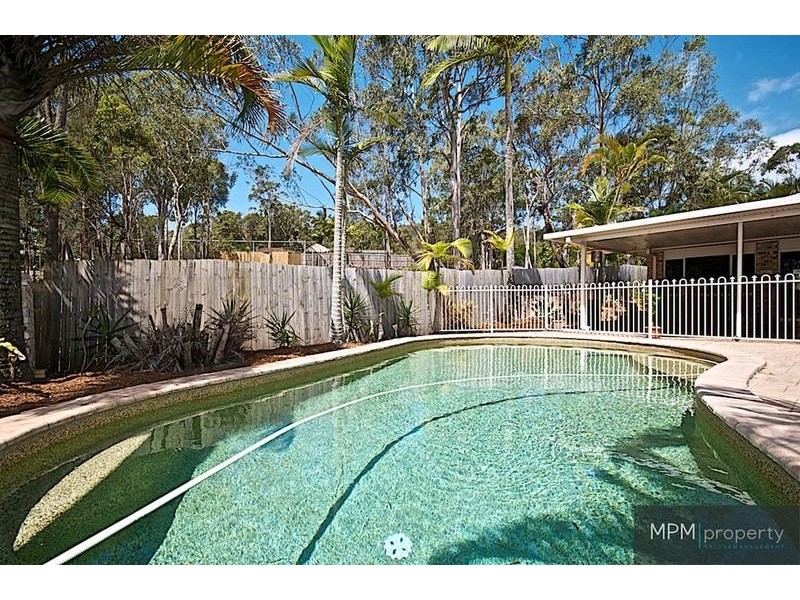 6 Strathford Ct, Parkwood QLD 4214