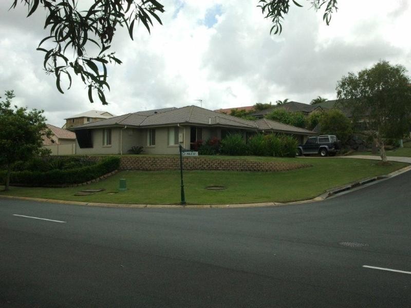 69 Victoria Dr, Pacific Pines QLD 4211