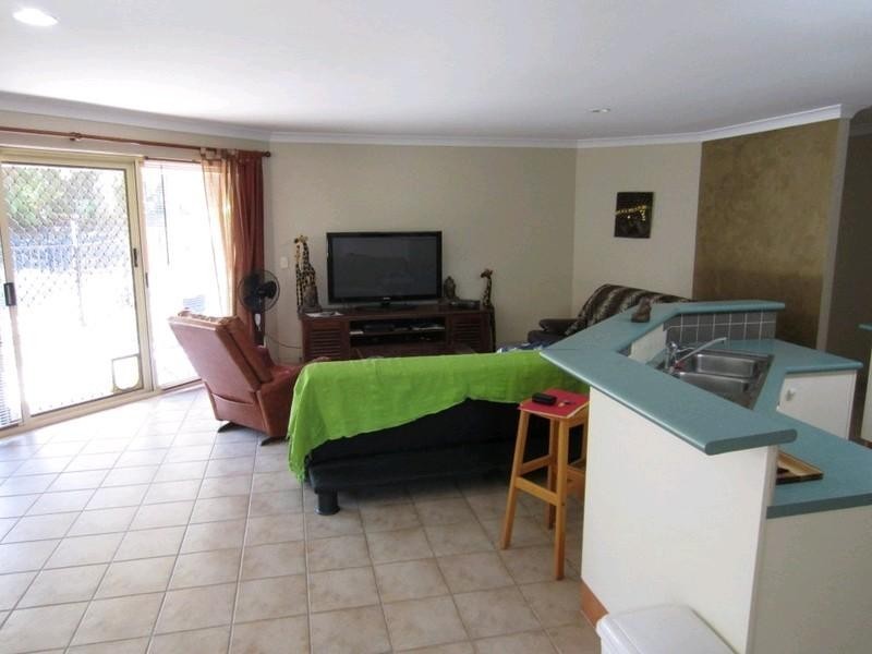 14 Peter Senior Ct, Parkwood QLD 4214