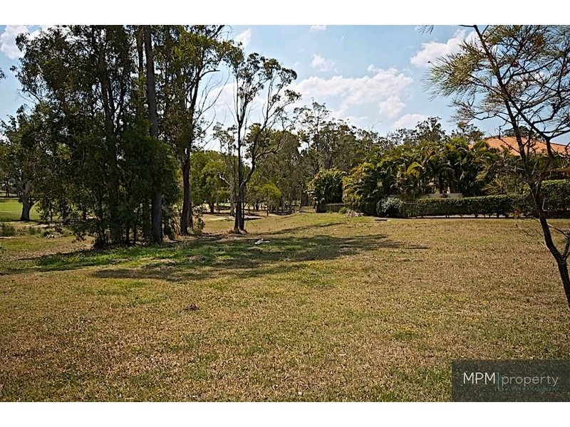 13 Midhurst Ct, Arundel QLD 4214