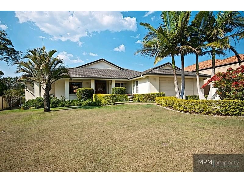 13 Midhurst Ct, Arundel QLD 4214