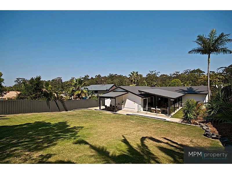 15 Von Nida St, Parkwood QLD 4214