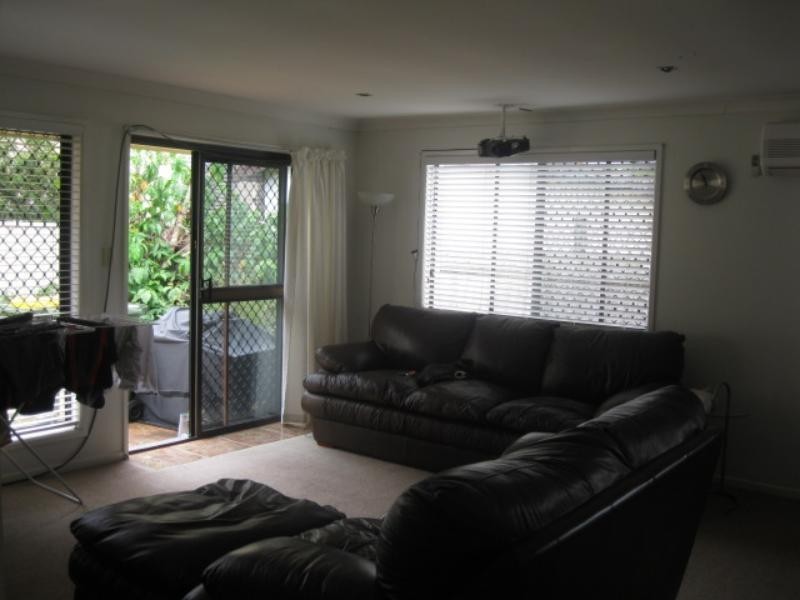 2/19 Abalone Ave, Paradise Point QLD 4216