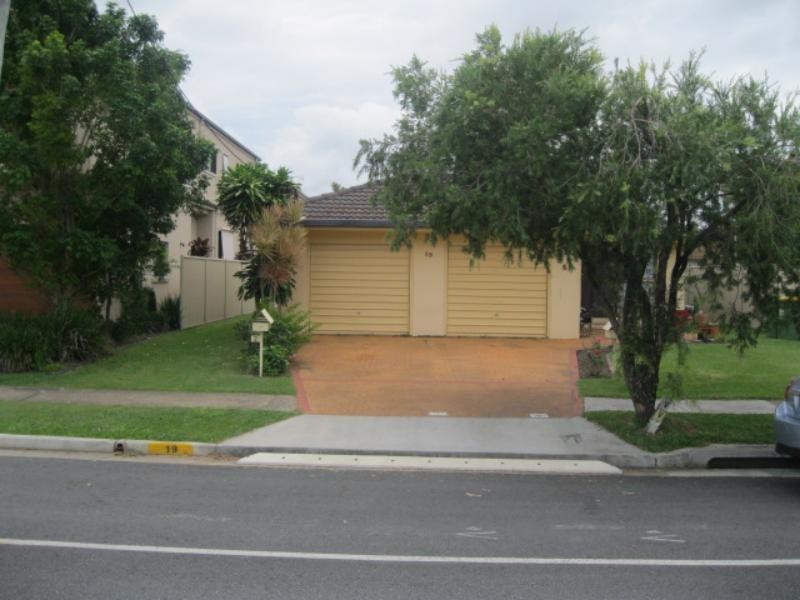 2/19 Abalone Ave, Paradise Point QLD 4216