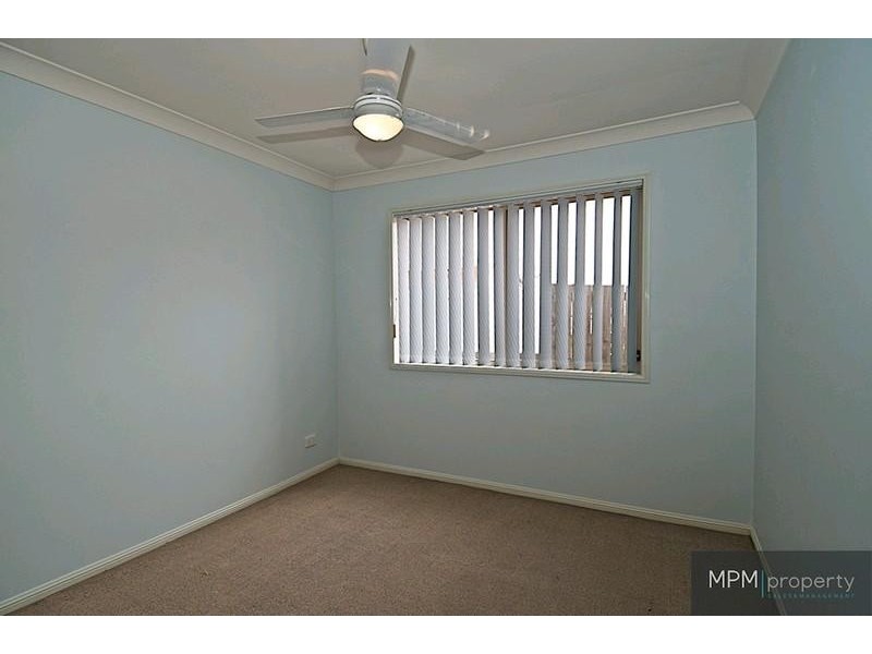 4 Orion Ct, Molendinar QLD 4214