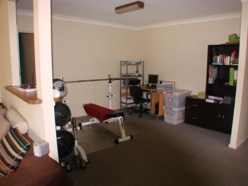 41 Milton  Ave, Paradise Point QLD 4216