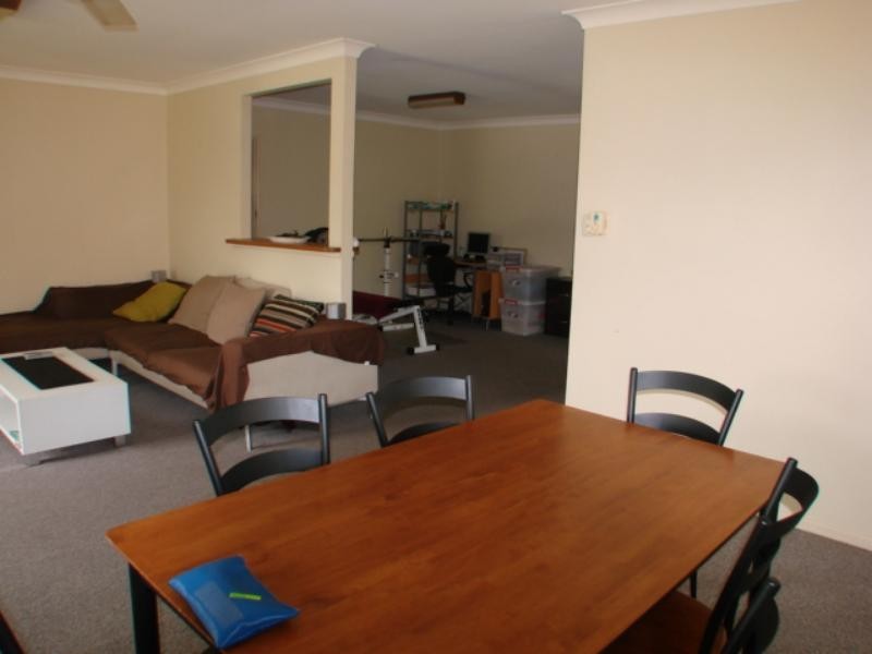 41 Milton  Ave, Paradise Point QLD 4216