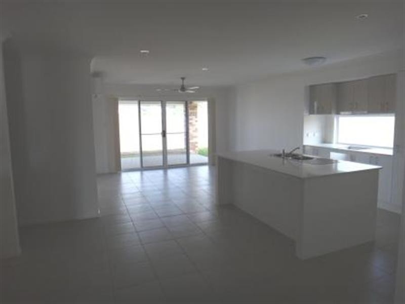 19 Hasemann  Cres, Upper Coomera QLD 4209