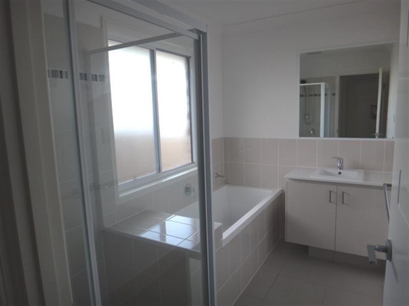 19 Hasemann  Cres, Upper Coomera QLD 4209