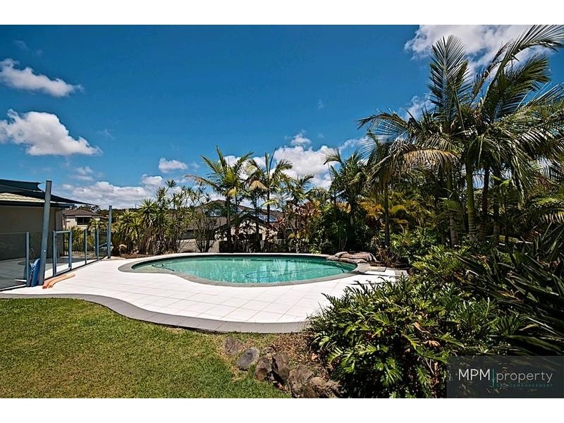 3 Worthing Ct, Arundel QLD 4214