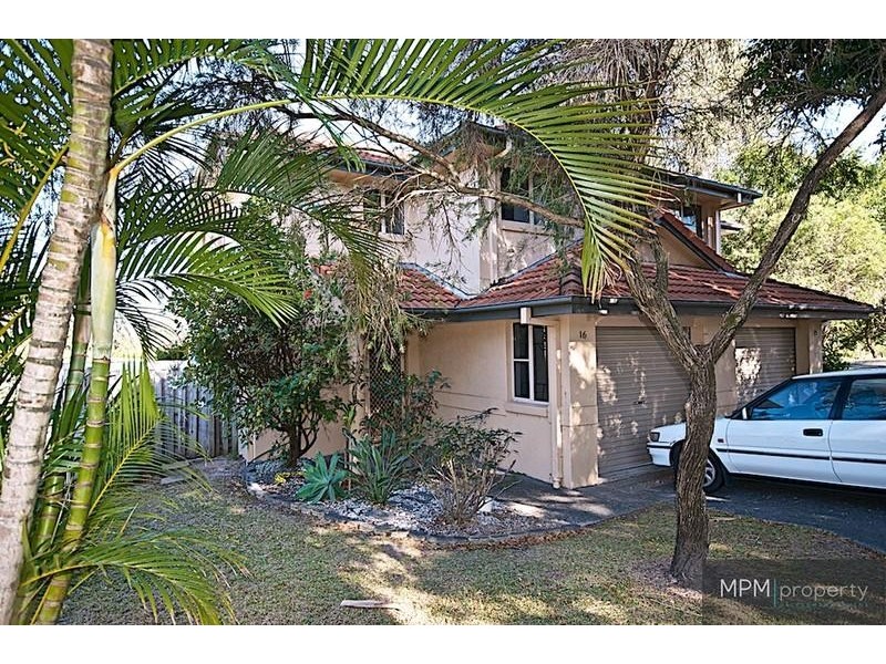 16/99 Greenacre Dr, Parkwood QLD 4214