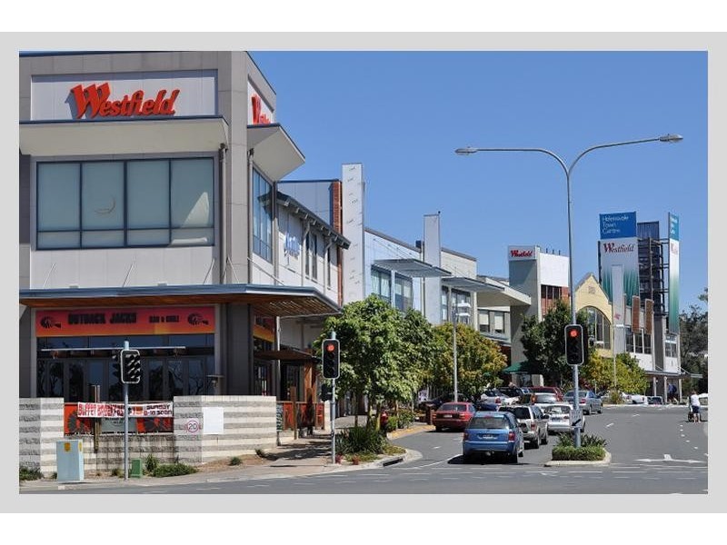 16/99 Greenacre Dr, Parkwood QLD 4214