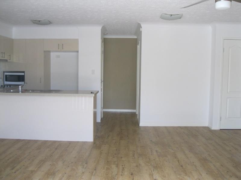 1/11 Clark St, Biggera Waters QLD 4216