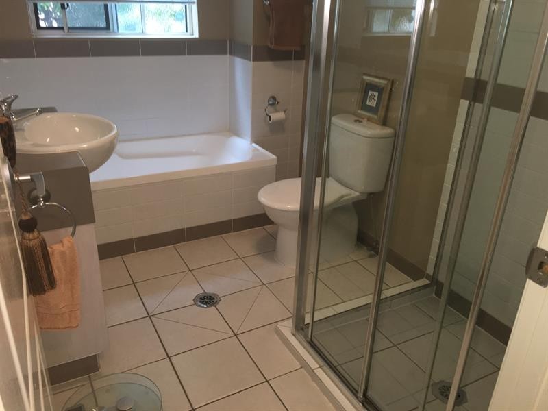 1/11 Clark St, Biggera Waters QLD 4216