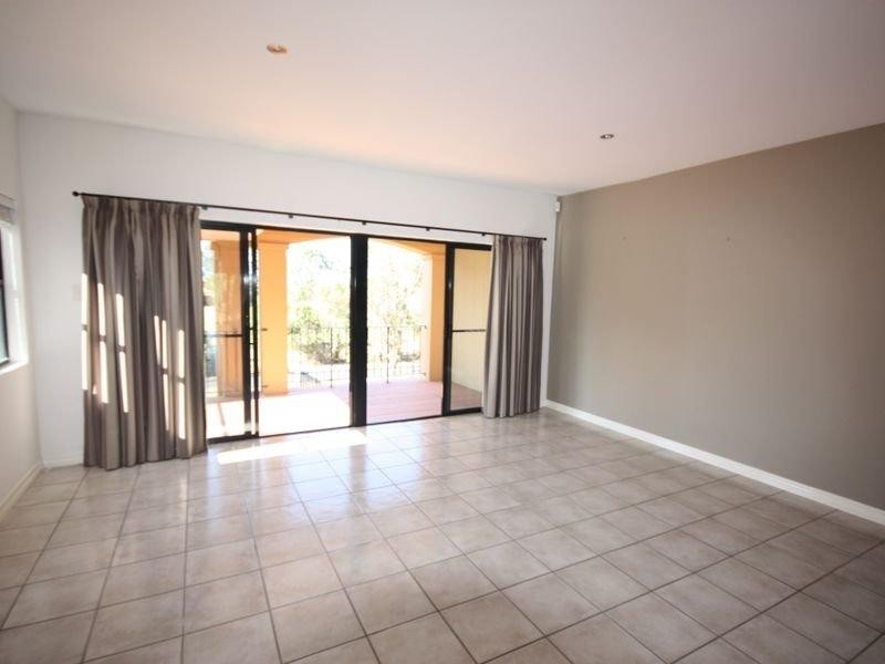 3245 Palladian Dr, Hope Island QLD 4212