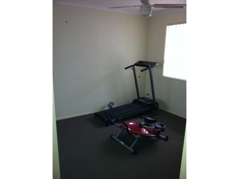 1/24 Jacqueline  Ave, Labrador QLD 4215