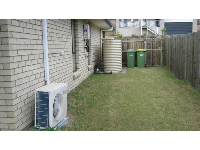 31 Mossman Pde, Waterford QLD 4133
