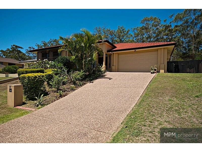 87 Arun Dr, Arundel QLD 4214