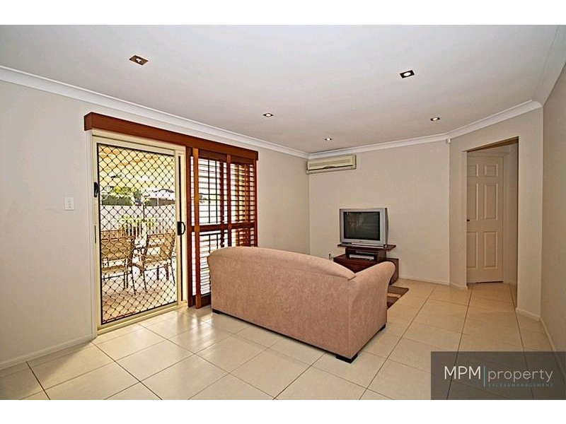 43 Inverness Way, Parkwood QLD 4214