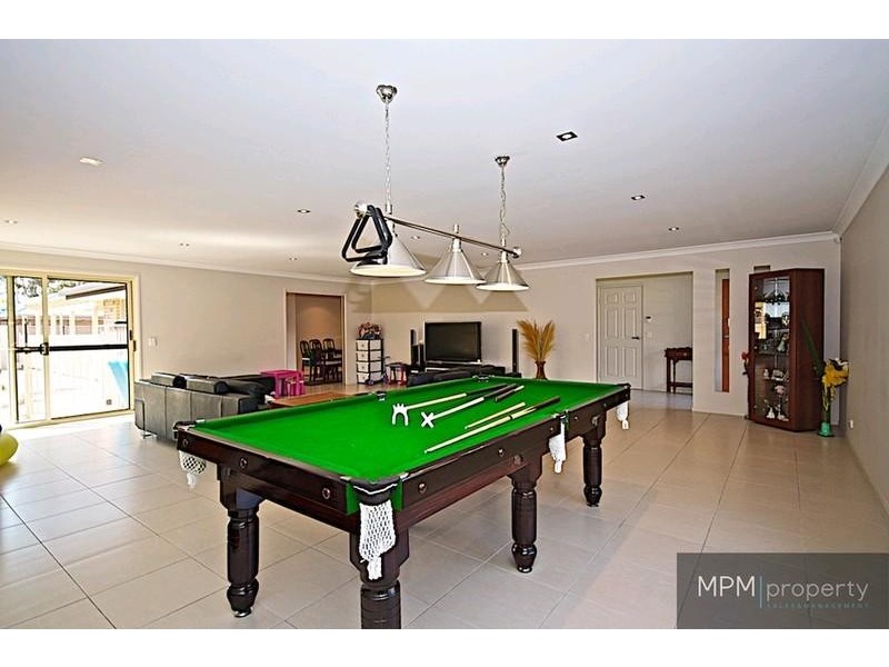 43 Inverness Way, Parkwood QLD 4214