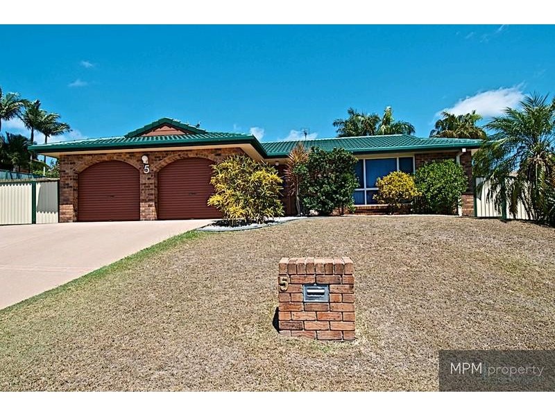 5 Carrumbella Dr, Arundel QLD 4214