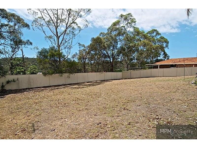 24 Marilyn Monroe Ct, Parkwood QLD 4214