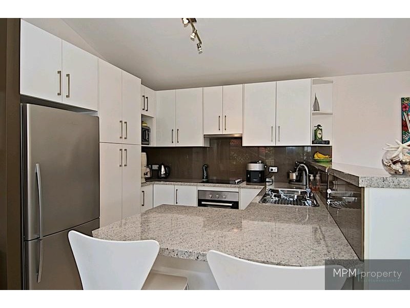19 Jamieson Dr, Parkwood QLD 4214