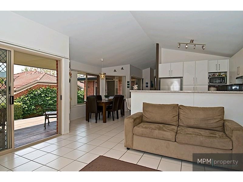 19 Jamieson Dr, Parkwood QLD 4214