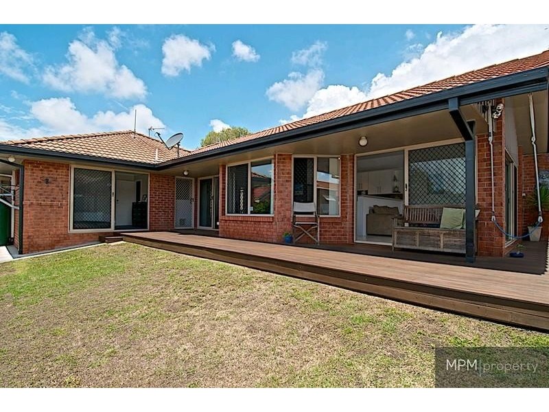 19 Jamieson Dr, Parkwood QLD 4214