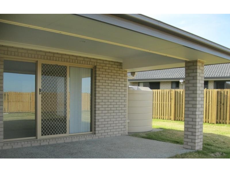7 Sunridge Cct, Windaroo QLD 4207