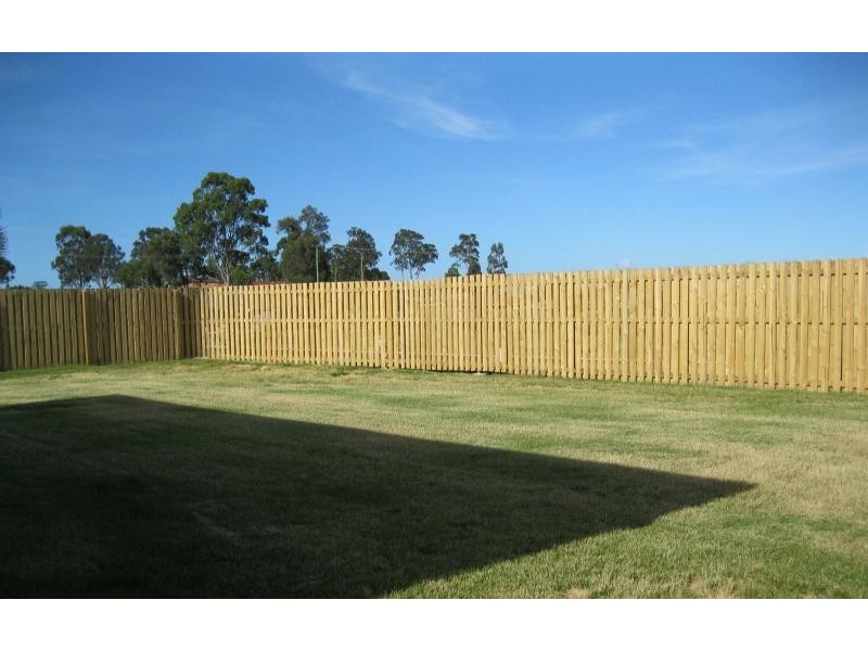 7 Sunridge Cct, Windaroo QLD 4207