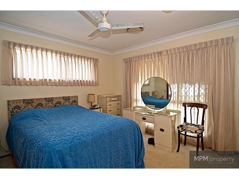 5 Melbourne Rd, Arundel QLD 4214