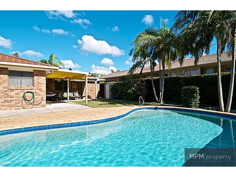 5 Melbourne Rd, Arundel QLD 4214