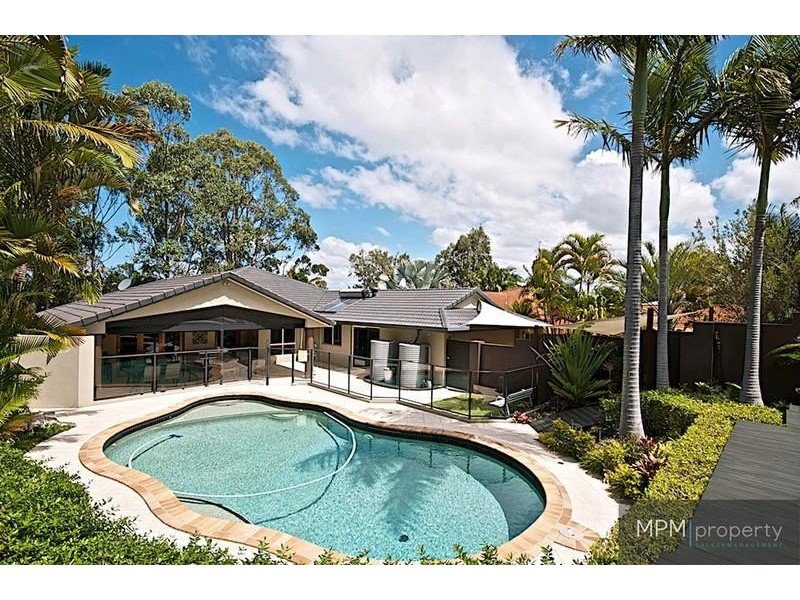 34 Ben Hogan Cres, Parkwood QLD 4214