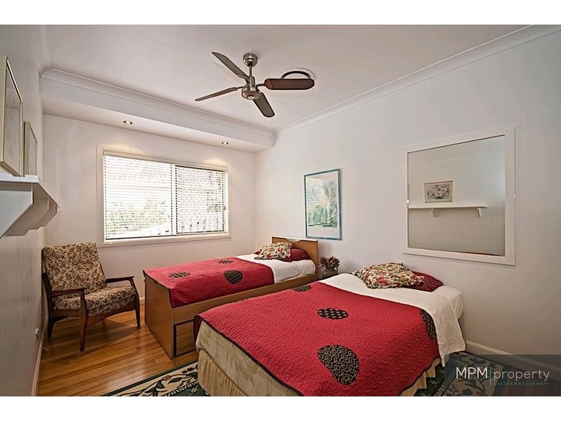 34 Ben Hogan Cres, Parkwood QLD 4214