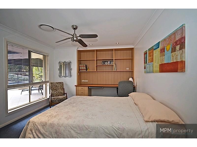 34 Ben Hogan Cres, Parkwood QLD 4214