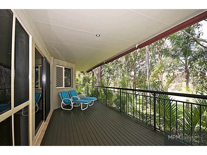 34 Ben Hogan Cres, Parkwood QLD 4214