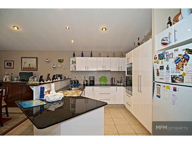 38 Jamieson Dr, Parkwood QLD 4214