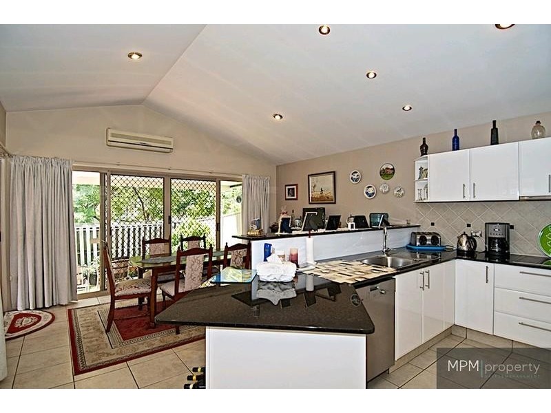 38 Jamieson Dr, Parkwood QLD 4214
