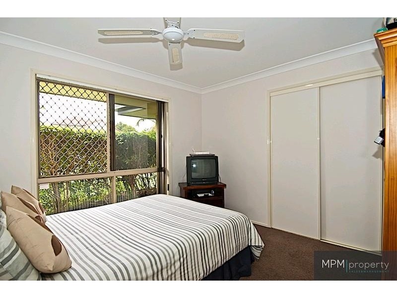 7 Kirdford Ct, Arundel QLD 4214
