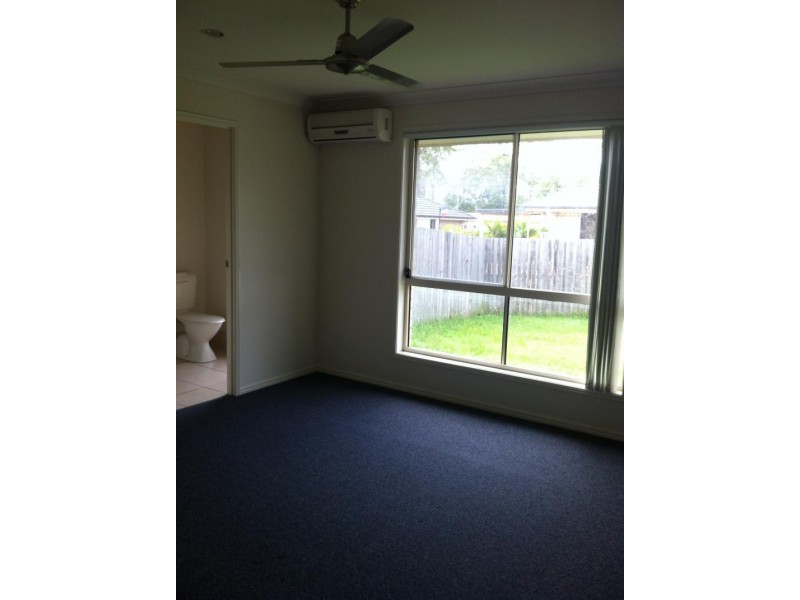 22 Chasbet St, Marsden QLD 4132