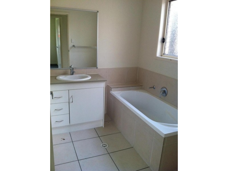 22 Chasbet St, Marsden QLD 4132
