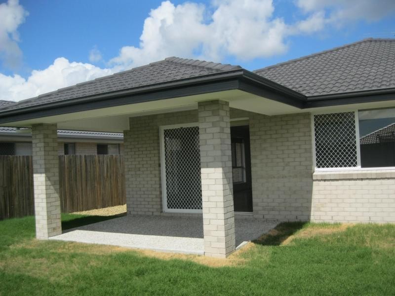 23 Oakvale Ave, Holmview QLD 4207