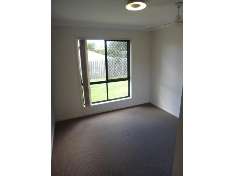 31 Daintree Dr, Parkwood QLD 4214